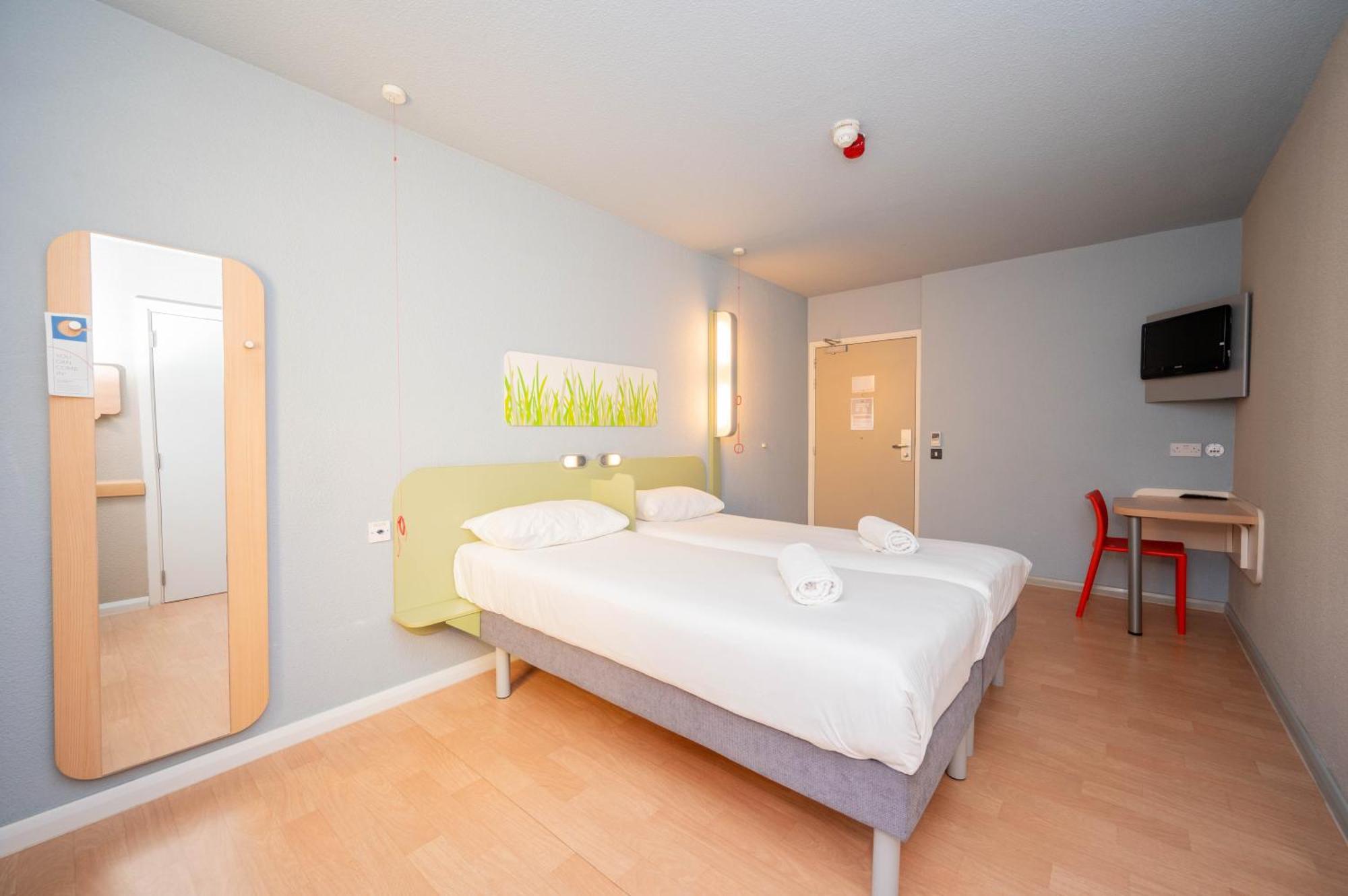 Ibis Budget London Barking Barking  Exterior foto